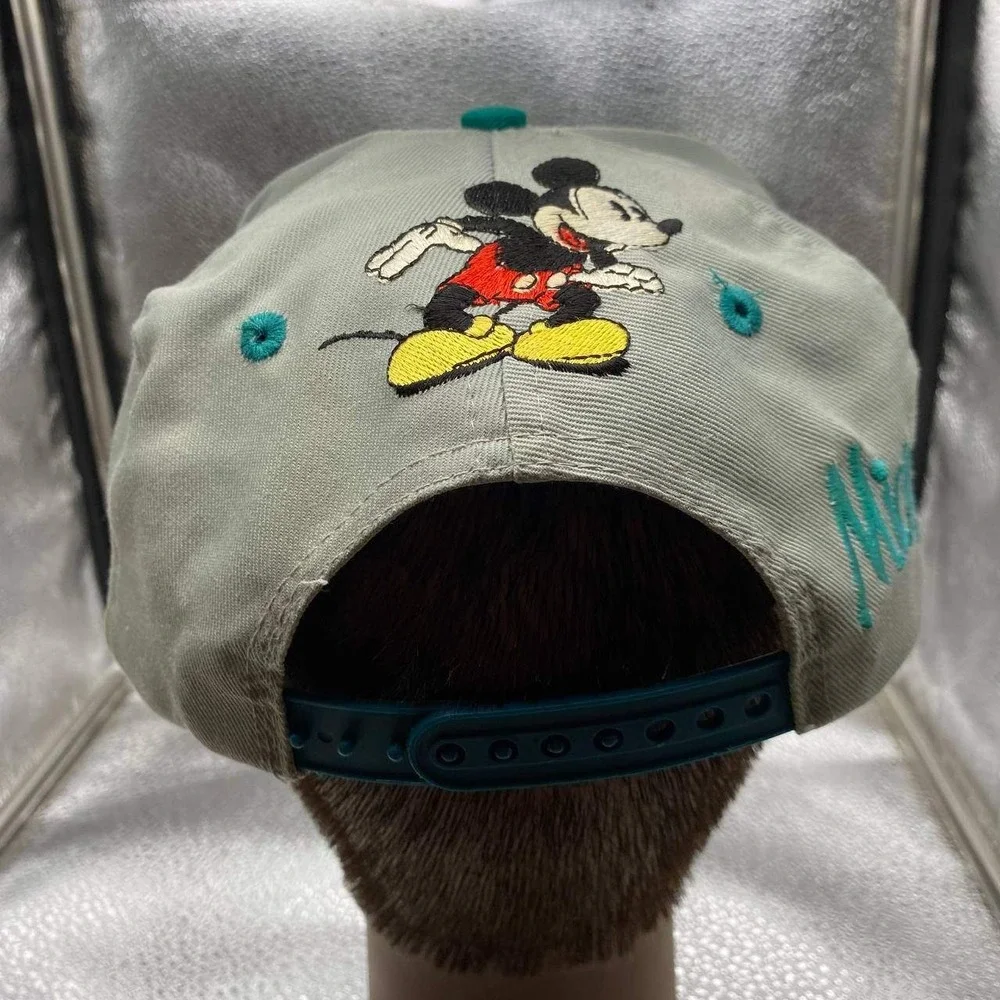 Vintage Mickey & Co Disney Hat Men Green Snapback Embroidered Spell Out Logo Cap